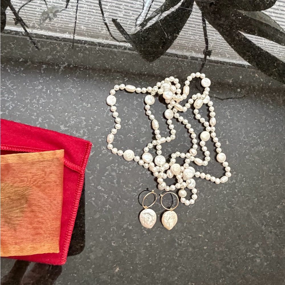 GABRIELLE SANCHEZ LARGE 14K BIWA COIN EARRINGS & 40” PEARL NECKLACE